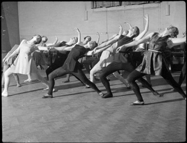 Classical dance class at Morley College